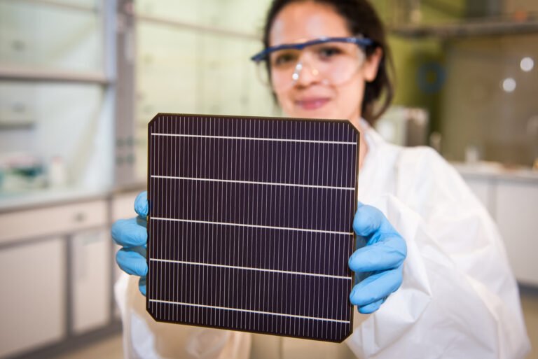 Oxford PV Sets New World Record in Solar Panel Efficiency