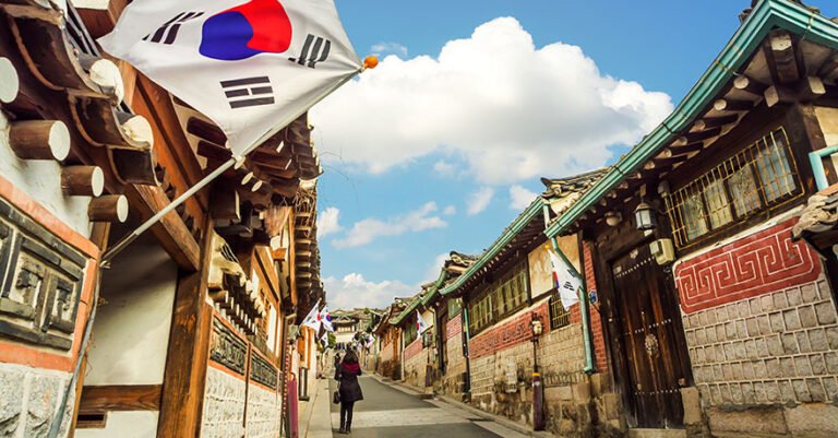 South Korea Launches ‘Study Korea 300K Project’ to Become Top Study Abroad Destination